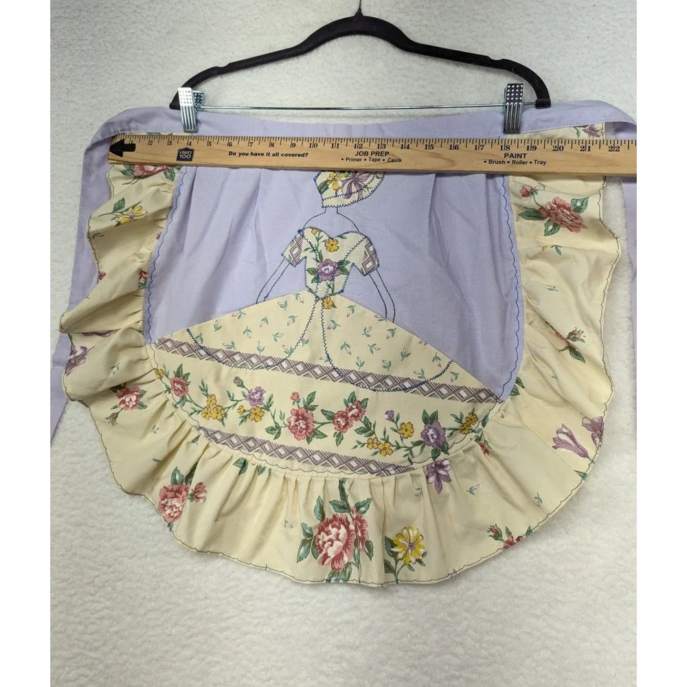 Vintage Floral Apron Lavender Pocket Accent Ruffle Trim Cottagecore‎ Kitchen 52